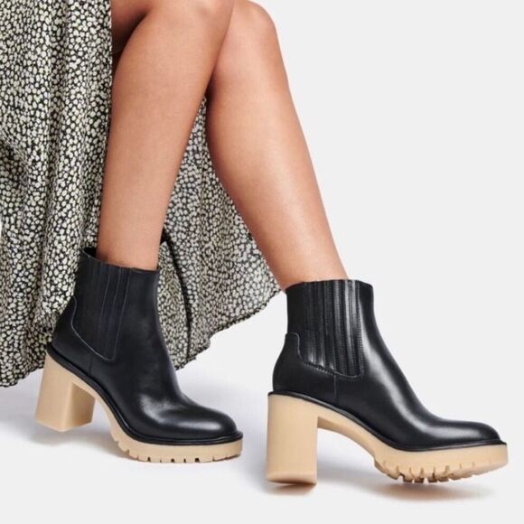 Dolce Vita Black Waterproof Ankle Boots(Size 8) - Picture 1 of 8